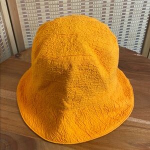 COS Woman’s XS/S Orange Crinkled -Textured Modern Bucket Hat